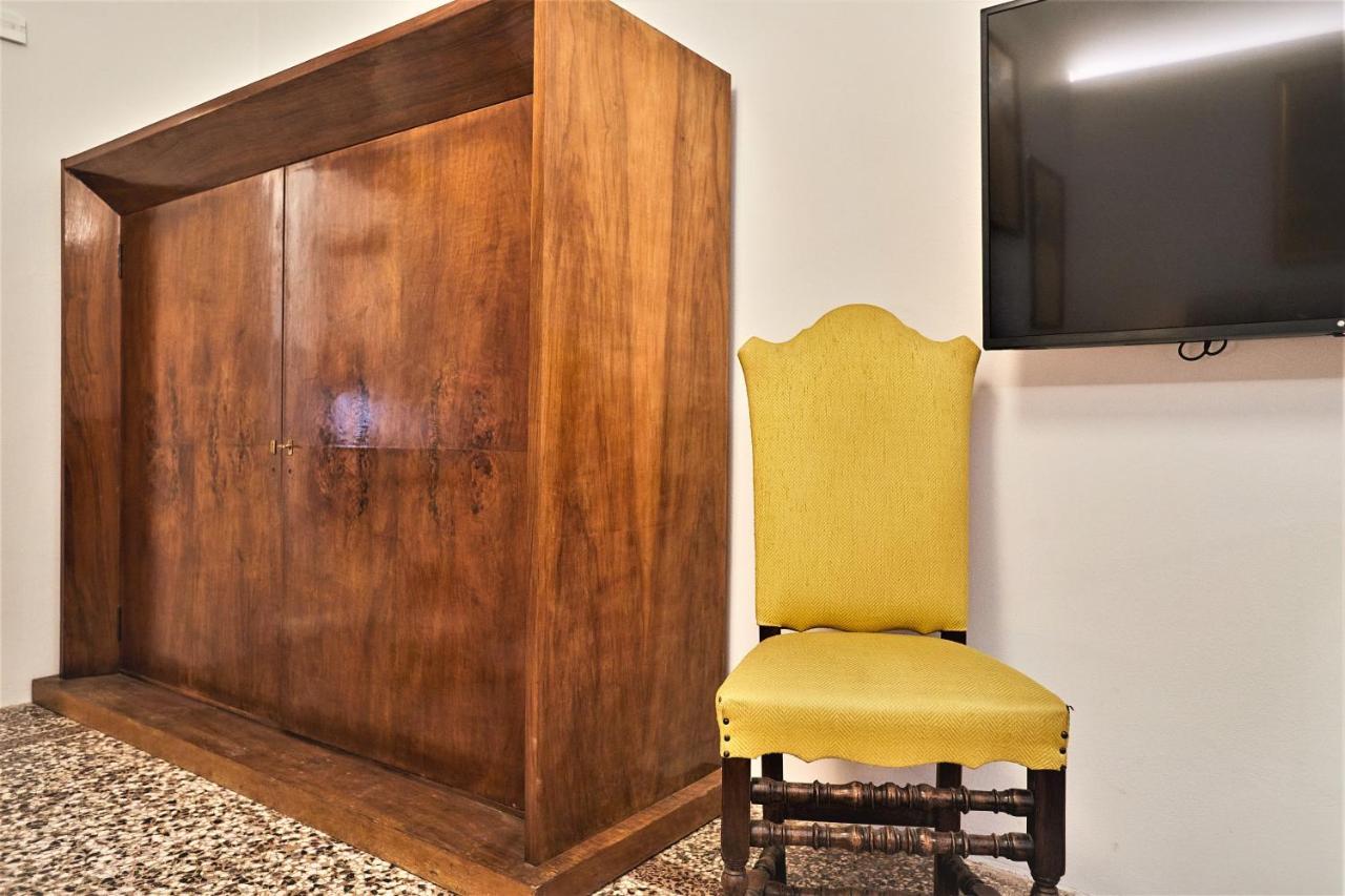 Palazzo Testa - Locazione Turistica Firenze Eksteriør billede